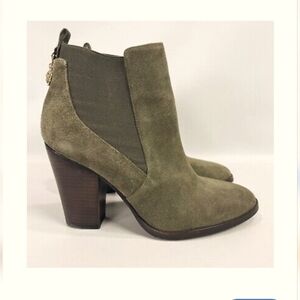 Micheal Kors Jillian Suede Boots